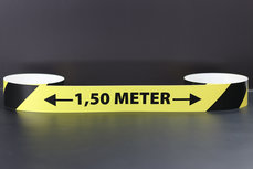 Tape Gladde vloeren 1,5 Meter afstand - Waarschuwingstape - Corona stickers - 10 stuks van 150 x 5 cm Tape Gladde vloeren 1,5 Meter afstand - Waarschuwingstape - Corona stickers - 10 stuks van 150 x 5 cm